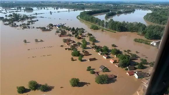 Poplavljeno Rajevo selo u vukovarsko-srijemskoj županiji