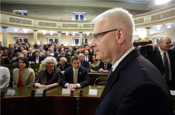 Josipović: sukob Linić vs. Milanović ne smije ugrožavati funkcioniranje države