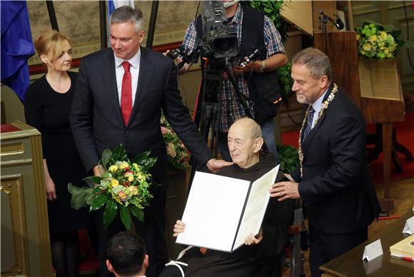 Na svečanoj sjednici u povodu Dana grada Zagreba uručene nagrade