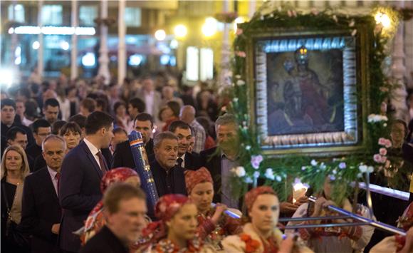 Dan Zagreba obilježen misnim slavljem i svečanom procesijom ulicama grada 