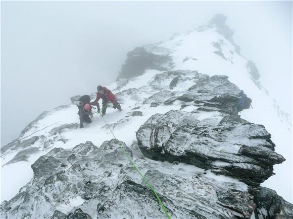 AUSTRIA POLISH MOUNTAINEERS RESCUED