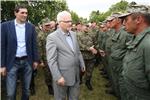 Predsjednik Josipović na Jarunu obišao zbor opreme i naoružanja postrojbi OSRH