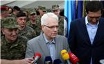 Predsjednik Josipović na Jarunu obišao zbor opreme i naoružanja postrojbi OSRH