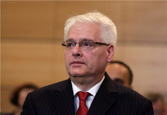 Josipović: rekonstrukcija vlade bi mogla dati nove poticaje, mogućnosti i ideje