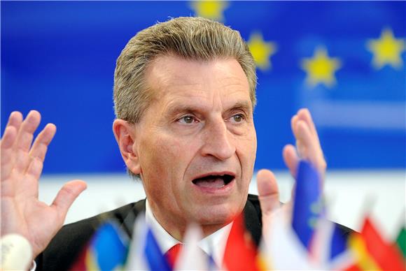 Oettinger za pregovore; ukrajinske zalihe plina dostatne