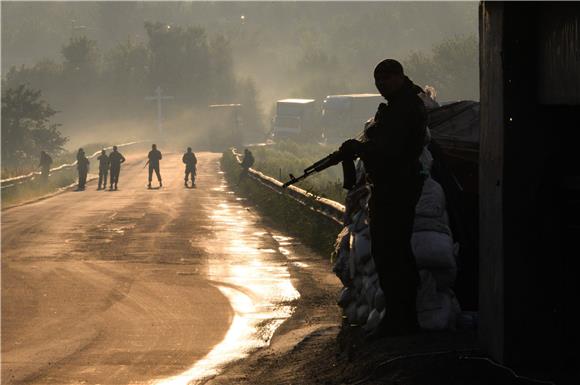 Ruski vojnici i oprema na ukrajinskoj granici, SAD upozorava Moskvu