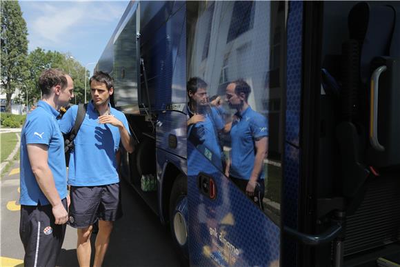 Dinamo predstavio novi klupski autobus