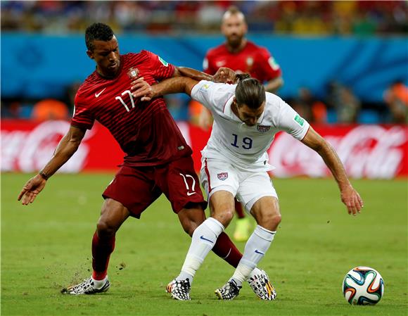 SP Brazil: SAD - Portugal 2-2