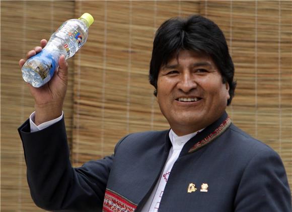 Evo Morales je znao piti mokraću kao lijek