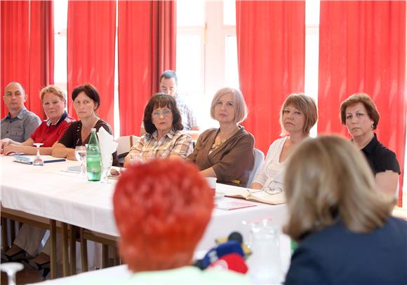 Konferencija za novinare Sindikata medicinskih sestara i tehničara 5.7.2014.