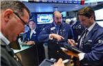 Wall Street: Dow Jones zaronio ispod 17.000 bodova