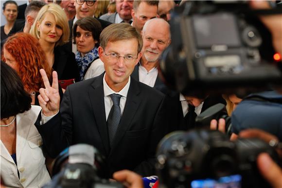 Miro Cerar pobjednik izbora u Sloveniji