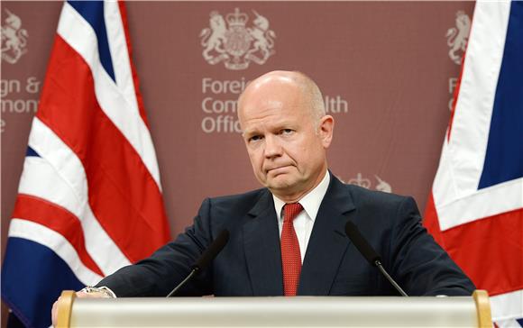 Britanski šef diplomacije William Hague podnio ostavku