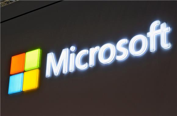 FILE GERMANY ECONOMY MICROSOFT JOB CUTS