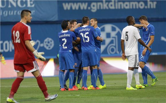 Dinamo - Slaven Belupo 1-0 - poluvrijeme