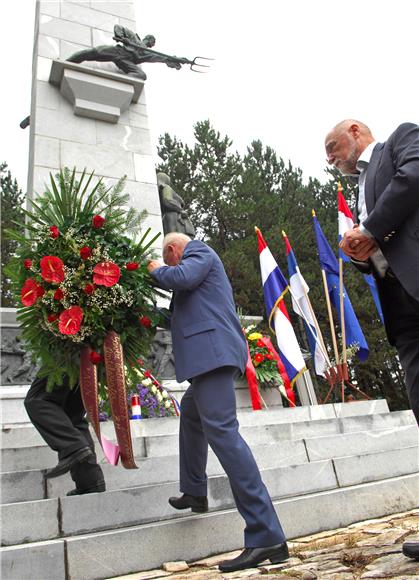 Proslava godišnjice Dana ustanka naroda Like u Srbu