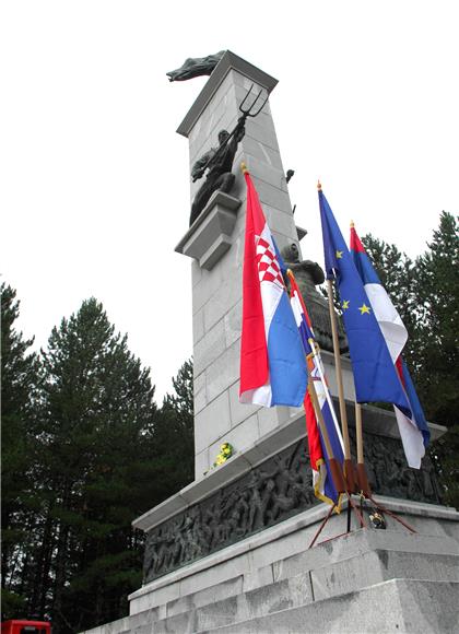 Proslava godišnjice Dana ustanka naroda Like u Srbu