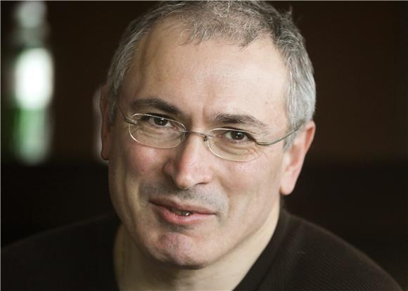 FILE UKRAINE RUSSIA YUKOS KHODORKOVSKY LEBEDEV