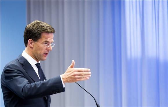 Rutte traži od Ukrajine zaustavljanje borbi oko mjesta rušenja zrakoplova