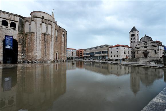 Nevrijeme i jaka kiša pogodile Zadar