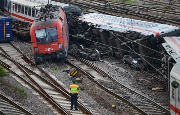 GERMANY PASSENGER TRAIN ACCIDENT MANNHEIM