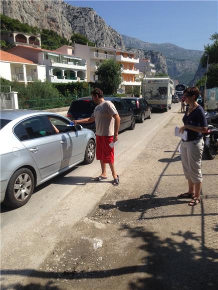 Prosvjed zbog neizgradnje brze ceste Trogir-Omiš