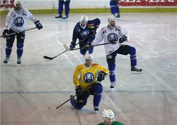 Trening i predstavljanje momčadi KHL Medveščak Zagreb za  sezonu 2014./15.