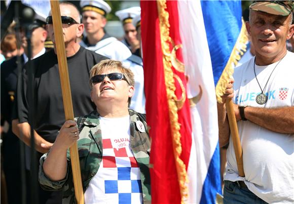 Proslava Dana pobjede: zvižduci Milanoviću i Josipoviću, ovacije Vukiću 