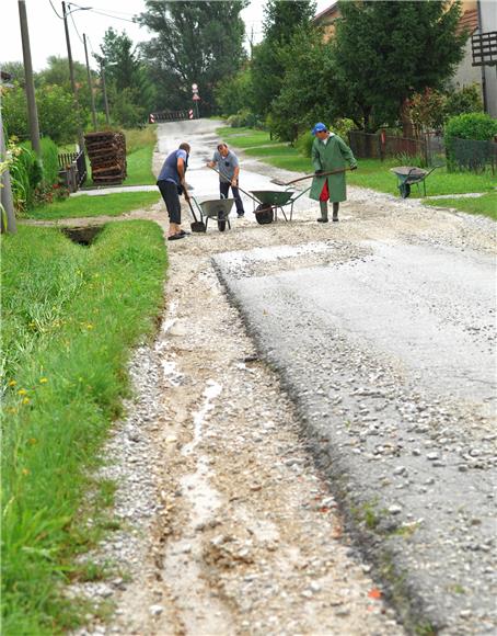 Jako nevrijeme pogodilo Karlovac 