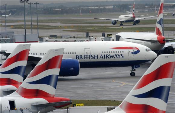 FILE BRITAIN BRITISH AIRWAYS FLIGHTS CANCELLED EBOLA