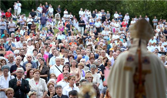 Središnje euharistijsko slavlje u svetištu Majke Bože Remetske u Zagrebu