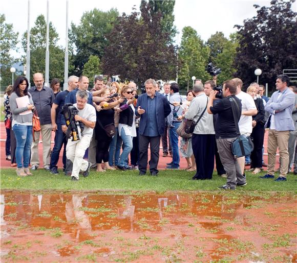 Bandić i Brkljačić  obišli atletski stadion Mladost