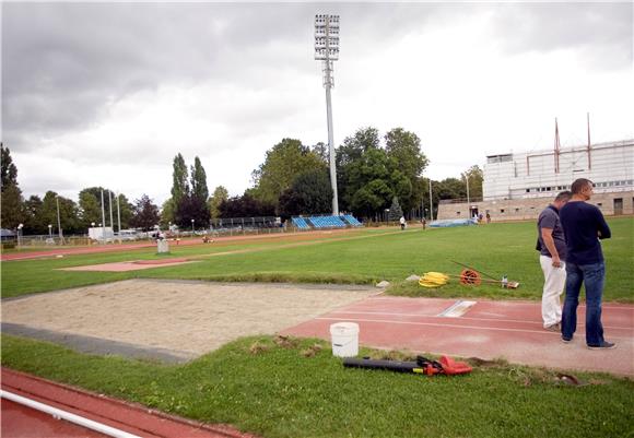 Bandić i Brkljačić  obišli atletski stadion Mladost