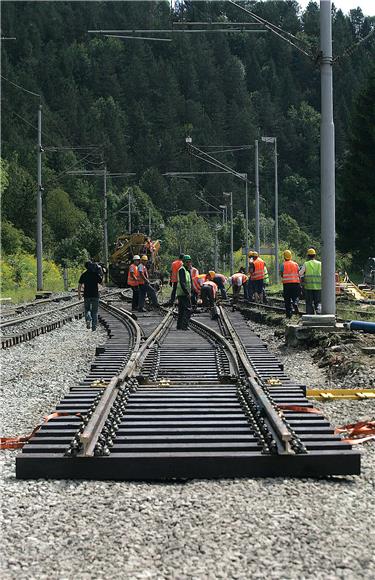 Obilazak radova na obnovi željezničke infrastrukture u Gorskom kotaru