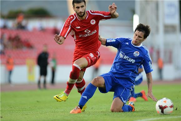 Prva HNL: Split - Slaven Belupo 0-0 (poluvrijeme) 24.8.2014.