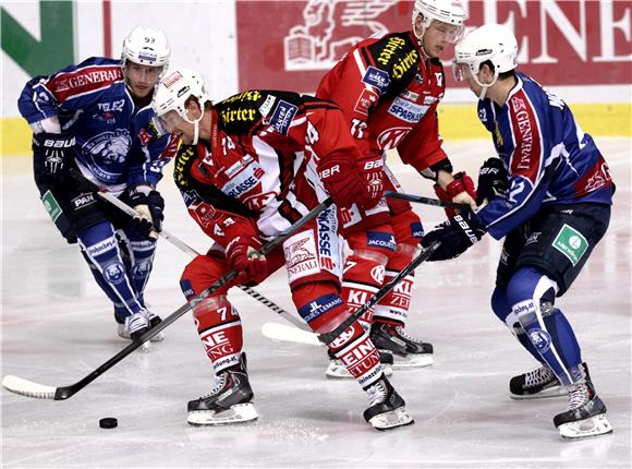 Hokej: Medveščak - KAC 29.8.2014.