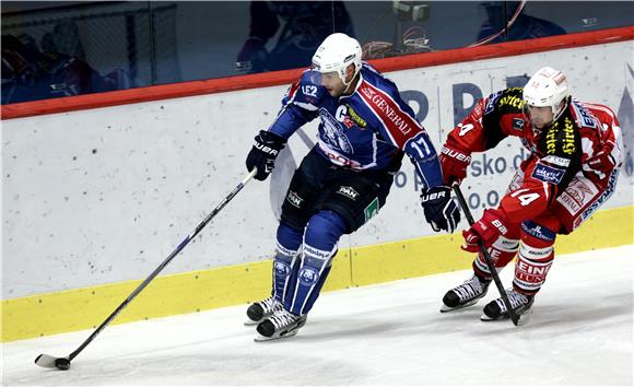 Hokej: Medveščak - KAC 29.8.2014.