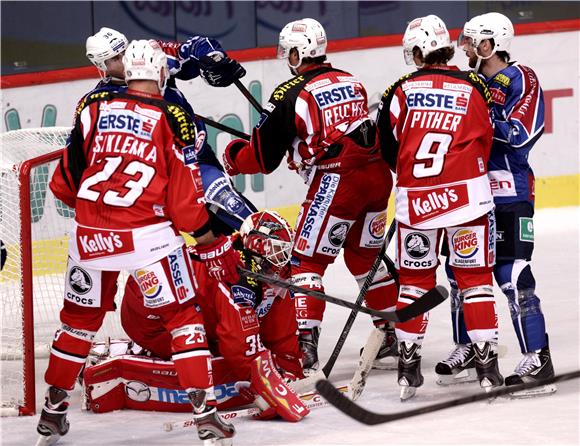 Hokej: Medveščak - KAC 29.8.2014.