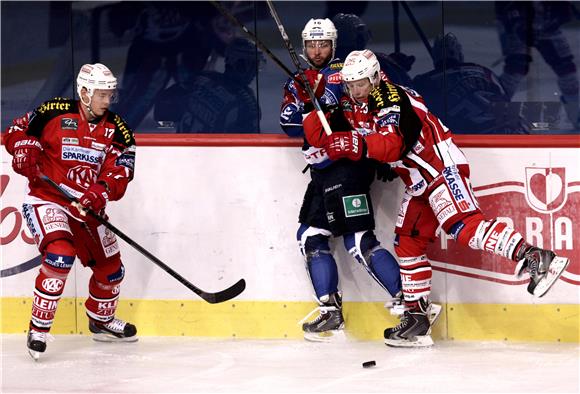 Hokej: Medveščak - KAC 29.8.2014.