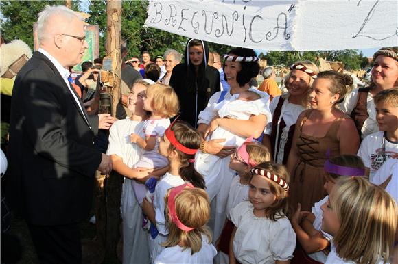 Predsjednik Josipović posjetio Renesansni festival u Koprivnici