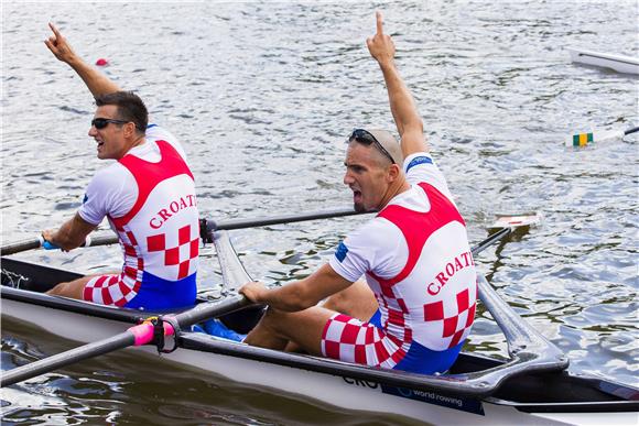 SP veslanje: Zlato za braću Sinković