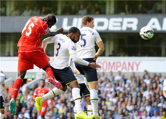 Tottenham - Liverpool 0-3, pogodak Jelavića