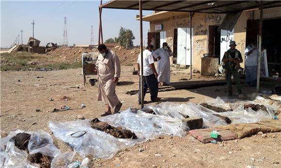 IRAQ UNREST MASS GRAVE