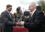 Josipović i Pahor na obilježavanju višedesetljetne suradnje pograničnih područja Zagorska Sela i Podčetrtek