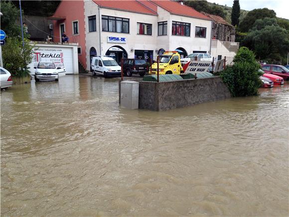 Zbog kiše Dubrovnik opet bez pitke vode