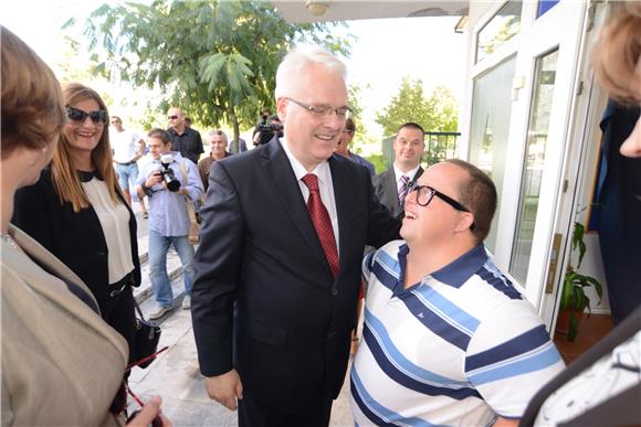 Josipović u centru za odgoj i obrazovanje ''Juraj Bonači''