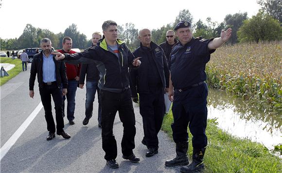 Premijer Milanović posjetio poplavljena područja u Koprivničko-križevačkoj županiji