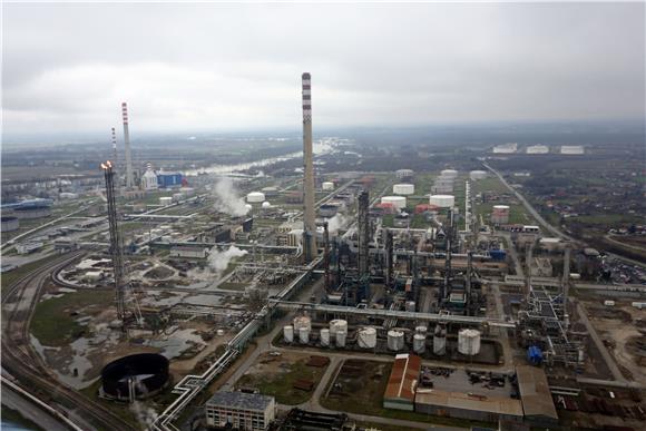 Union raises voice against shutting down Sisak oil refinery