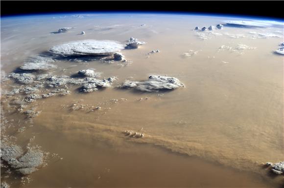 SPACE SAHARA DESERT SANDSTORM