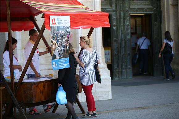 Počelo prikupljanje potpisa za referendum o ustavnoj promjeni izbornih pravila